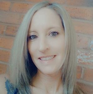 Meet your Posher, Beci